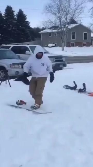 @Snowboarder_MBM