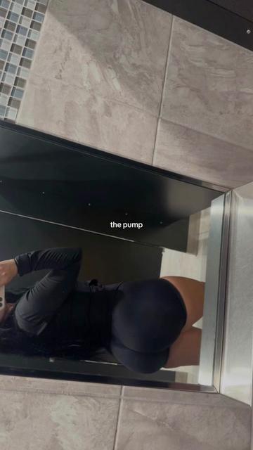 @sarah m.