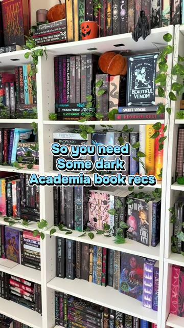 @Miranda 📚🖤