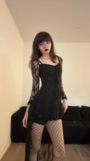 @Love_Graves__