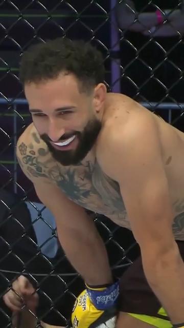 @Cage Warriors