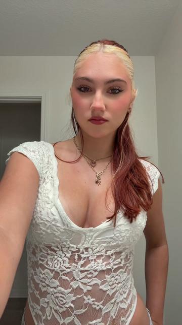 @not_ainsleyjohnson