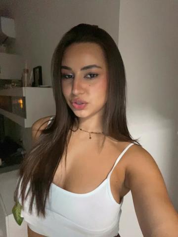 @𝑽𝒂𝒏𝒆𝒔𝒔𝒂🇦🇱