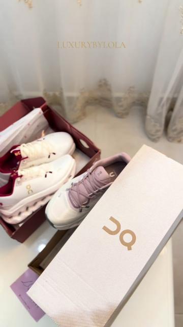 @LOLA BOUTIQUE