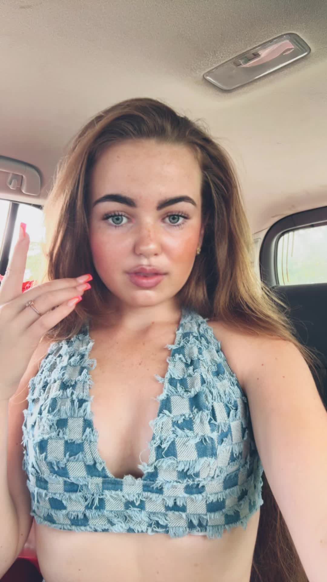 @c_dooley🤍