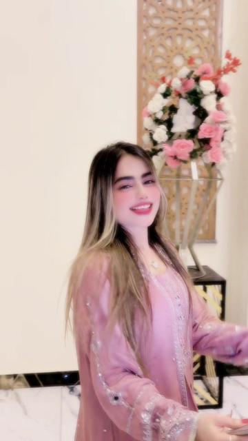 @♥️Kaînat Malîk♥️