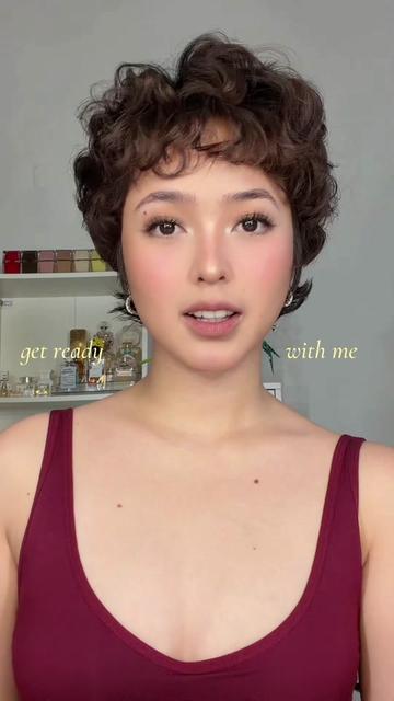 @annamariee