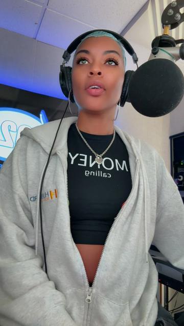@TheeNaysimone