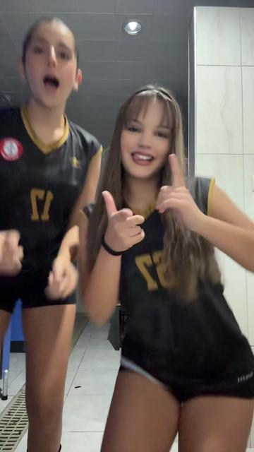 @Volleyss👯&zwj;♀️
