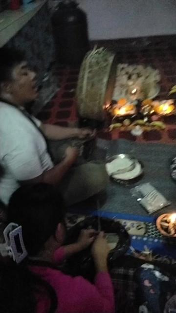 @संगिता थीङ