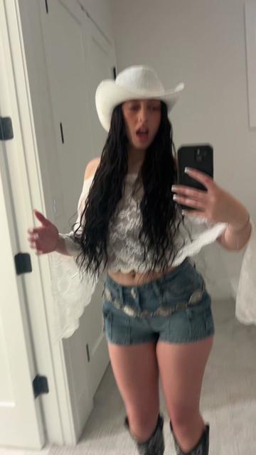 @Voidgiine