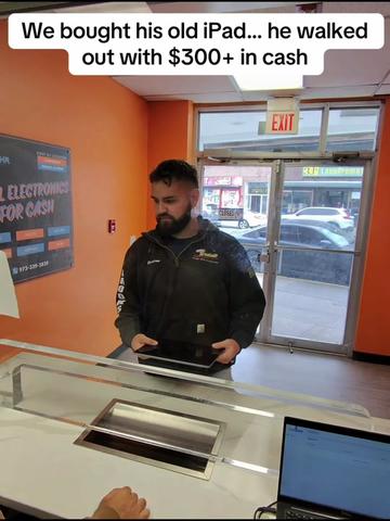 @CellCashr - Sell Electronics
