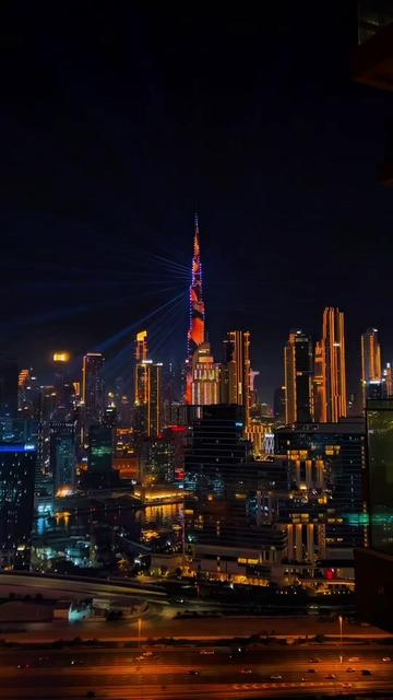 @dubai