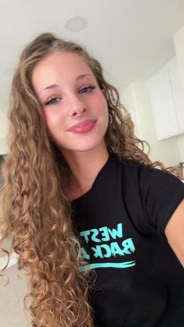 @sophieghosnsings