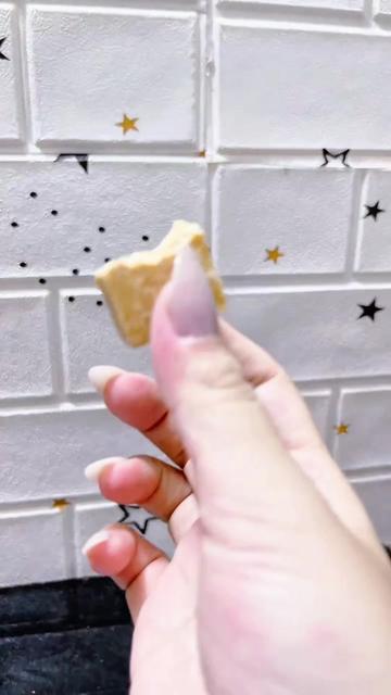 @Cục d&agrave;ng lỗ tai c&acirc;y :))
