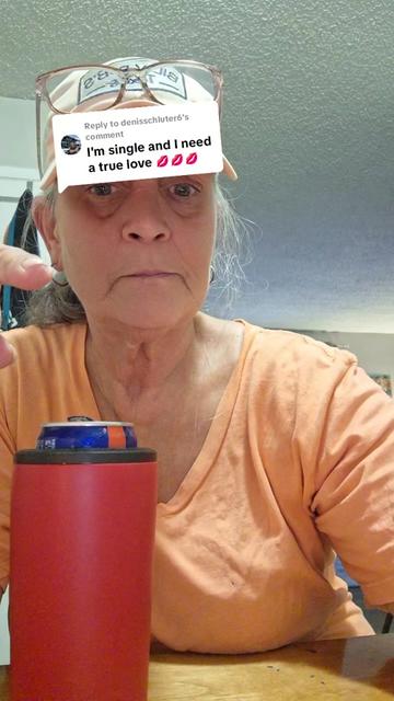 @granny at kitchen table 🎼🎵❌️