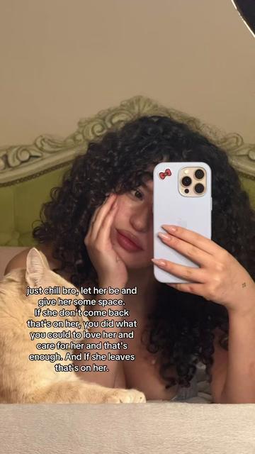 @🍍 𝐵𝑒𝓁𝓁𝒶