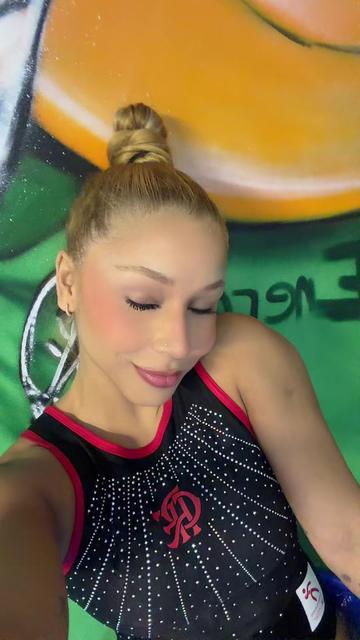 @Flavia Lopes saraiva