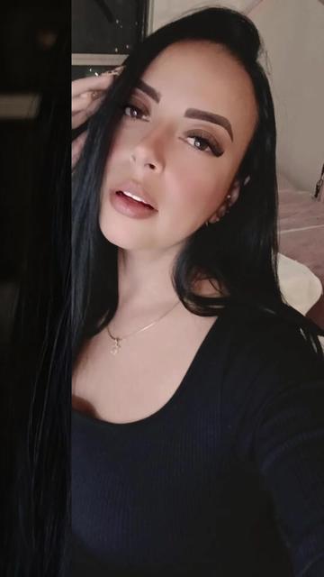 @AntonellaBlakeOFicial🌷🫰🏼