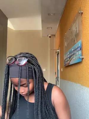 @Pretty Nicole Official🎼💫🎶🦋