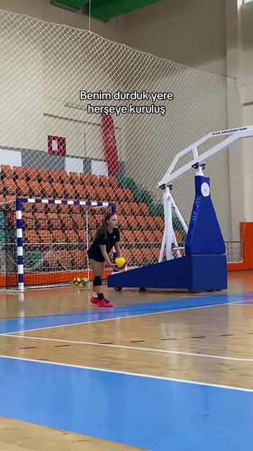 @Volleyss👯♀️