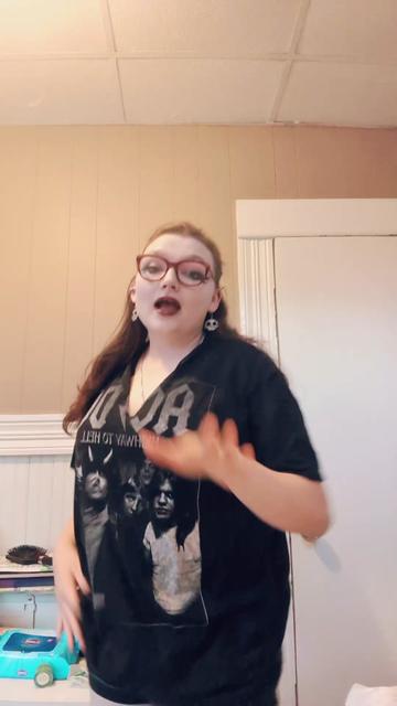 @Kimber 🌞🏛️🦉
