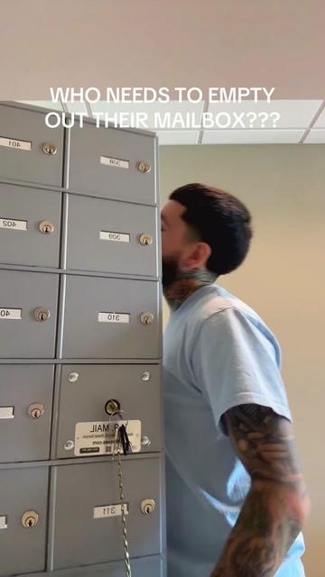 @SmoovytheMailman
