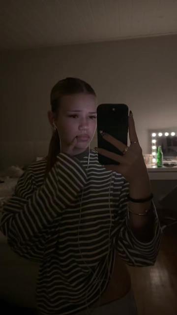 @𝓶𝓲𝓪𝓾