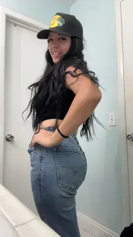 @Britanydoll 💋