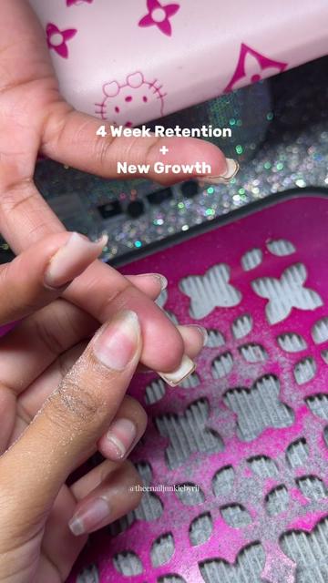 @Rihanna | KCMO Nail Artist