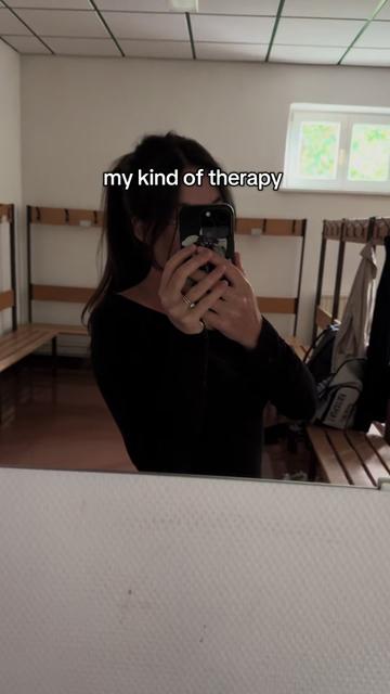 @nini ♡‧₊˚