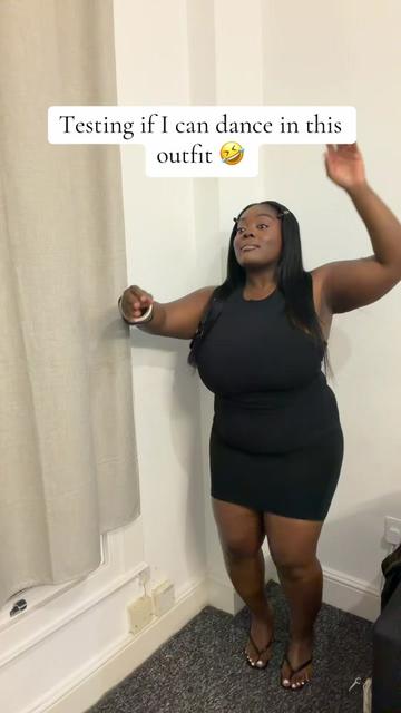 @Eleniaax