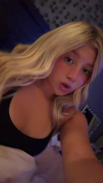 @??