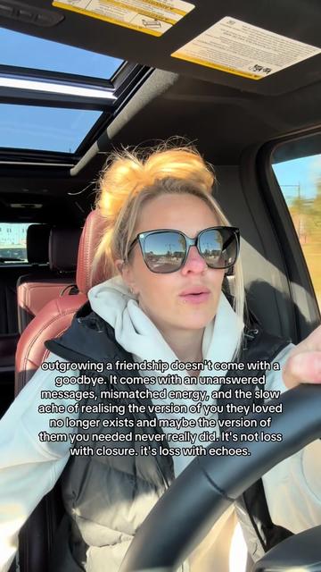@adele | MOTHERHOOD + LIFESTYLE