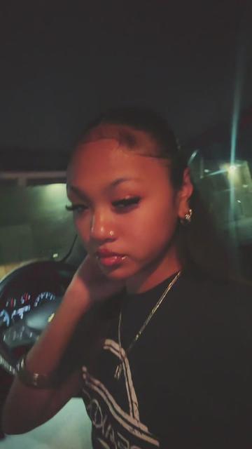 @𝒶𝓎𝓈𝒾𝒶