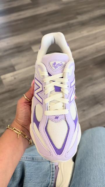 @levelupkickz