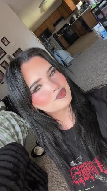 @Makala 🕯️🦇🥀