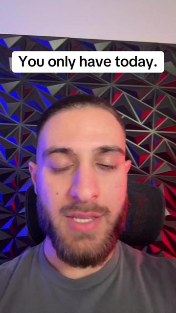 @arotrades