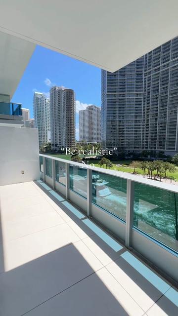 @Miami Apartment Locators