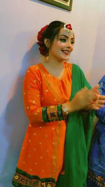 @Nazakat mekeup artist