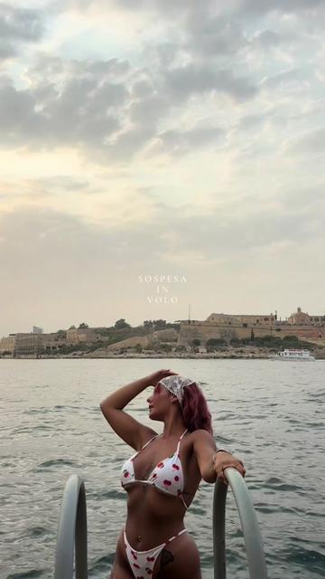 @Nika Giannino
