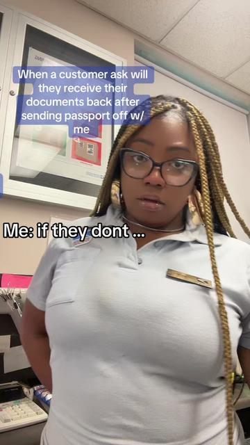 @theeglitterologist