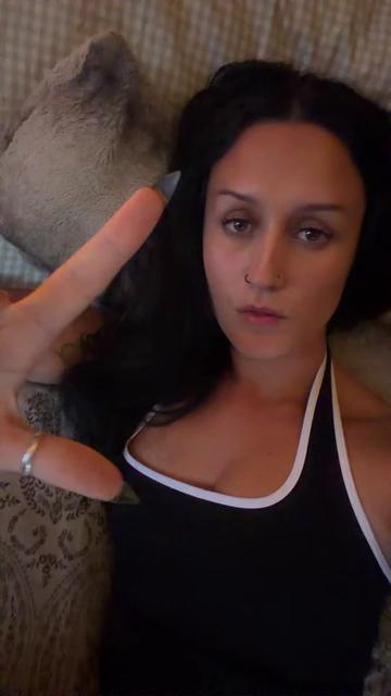 @Godd3ssbratt