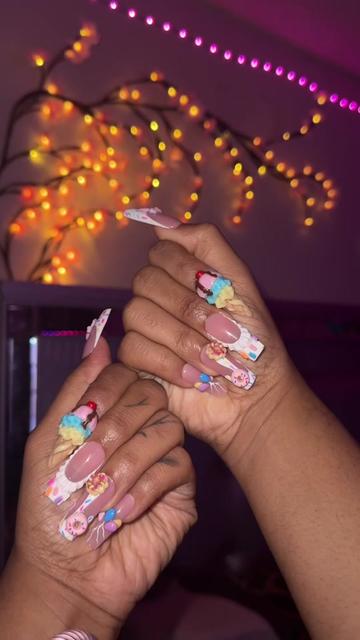 @JA'NICE MARIE🦋