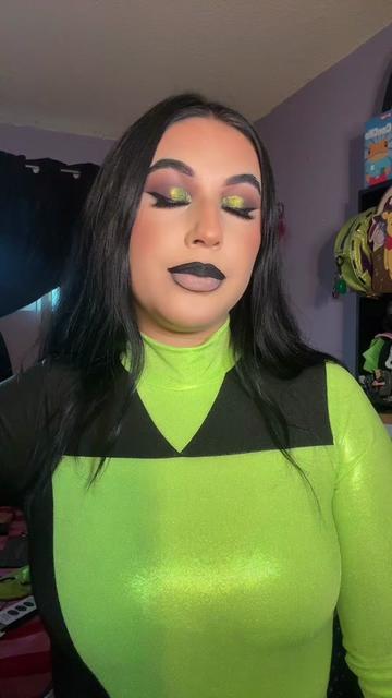 @Shirley🍒🦇🎱