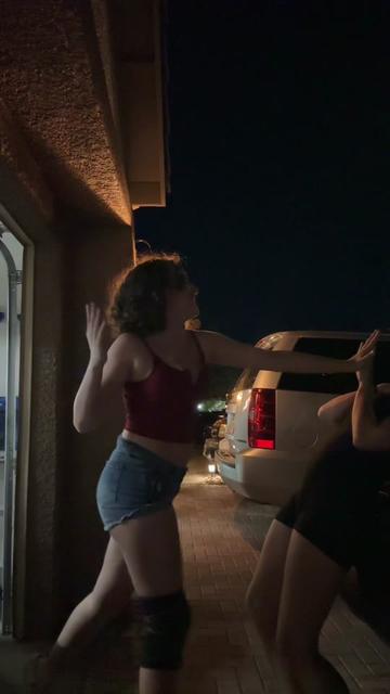 @sky