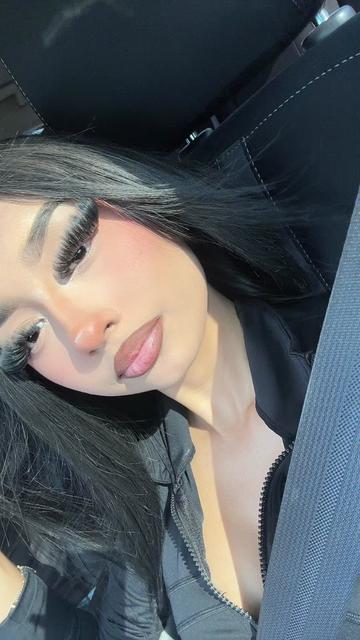 @￶