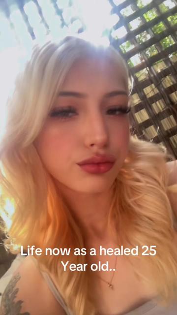 @Blondie ♡