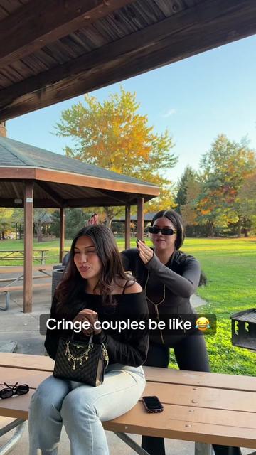 @Hermanas&ensp;V