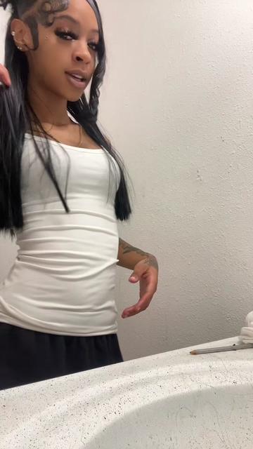 @NiySha’Nell